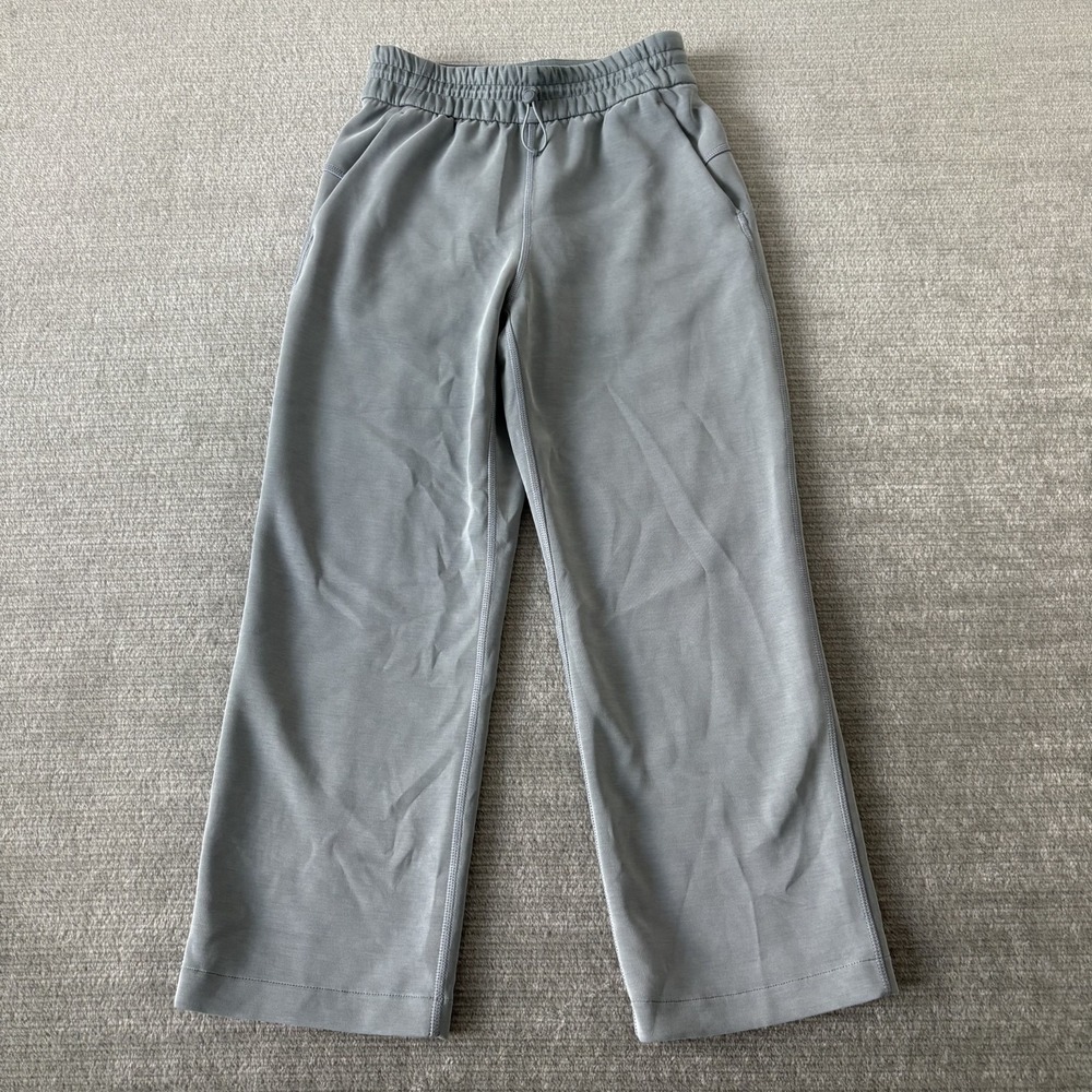 Lululemon Capri Pants Women 2 Softstreme High-Rise Straight-Leg Cropped Pant